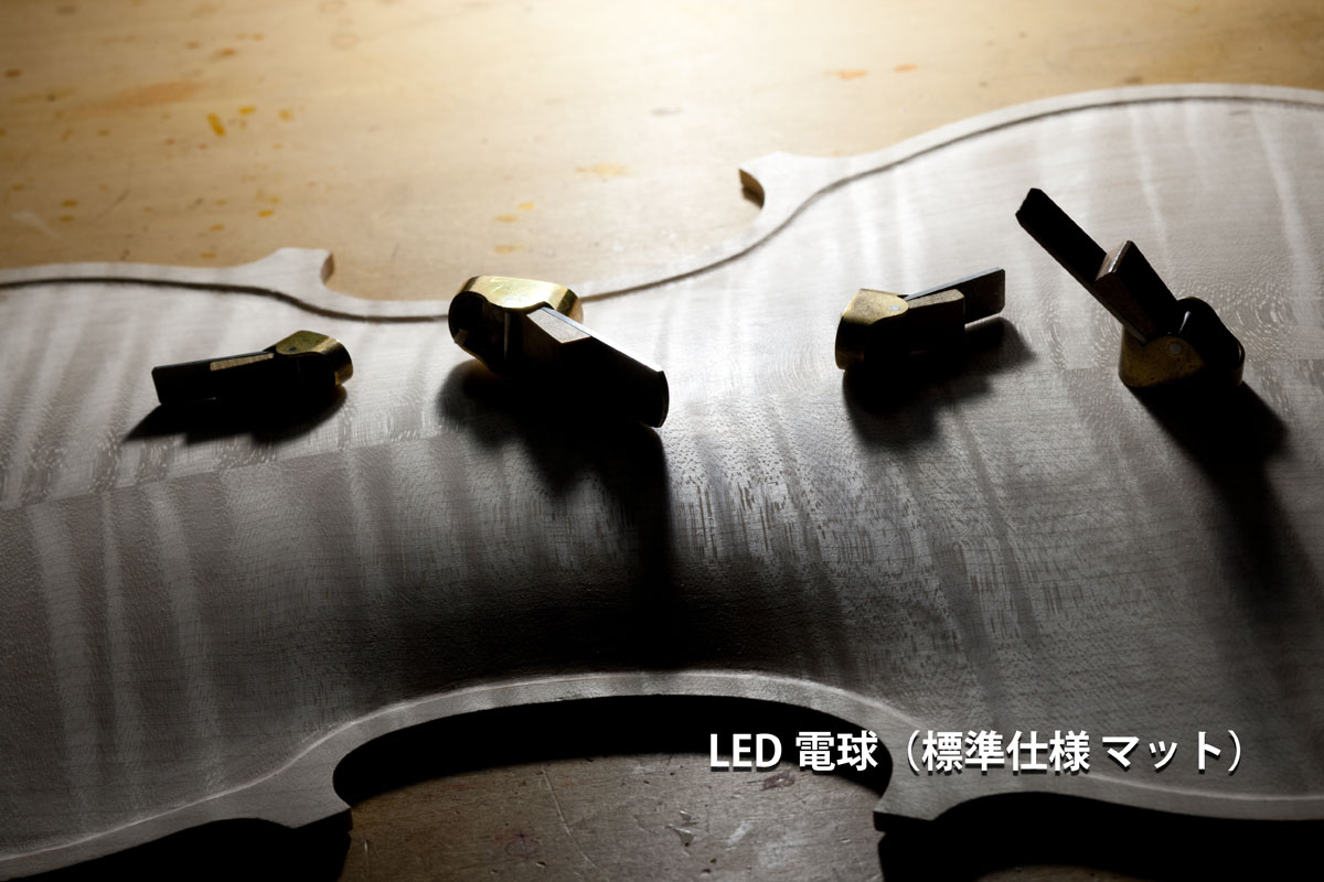 LED電球の影